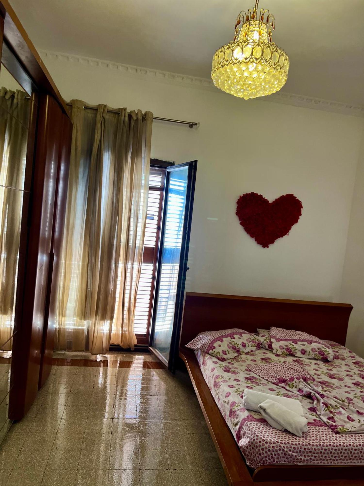 Port Side Room4 Durrës